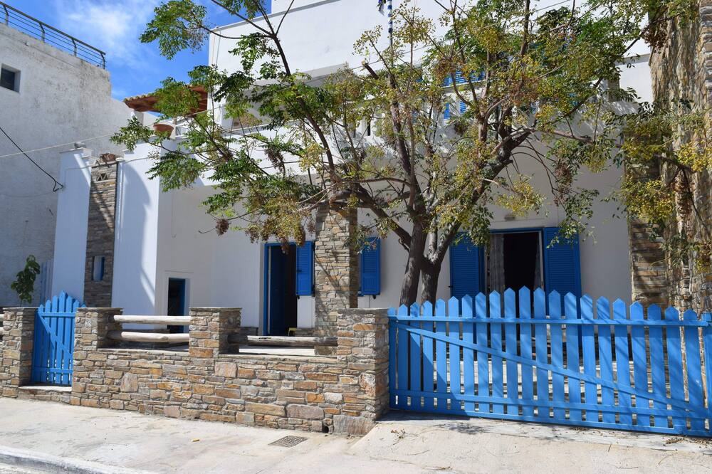 Photo of Outdoor in Ormos Korthiou