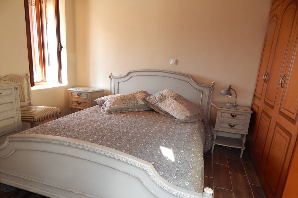 Photo of Bedroom in Antipata