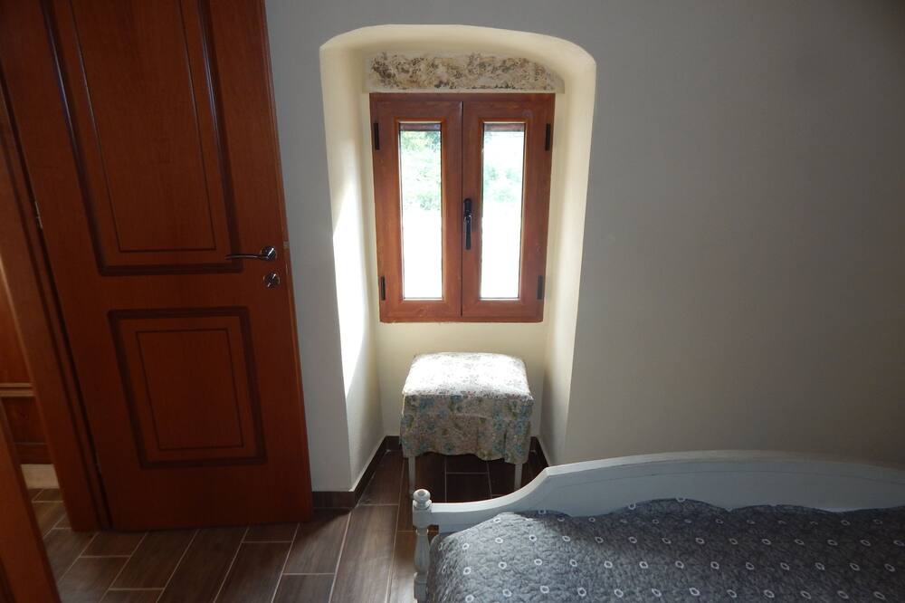 Photo of Bedroom in Antipata