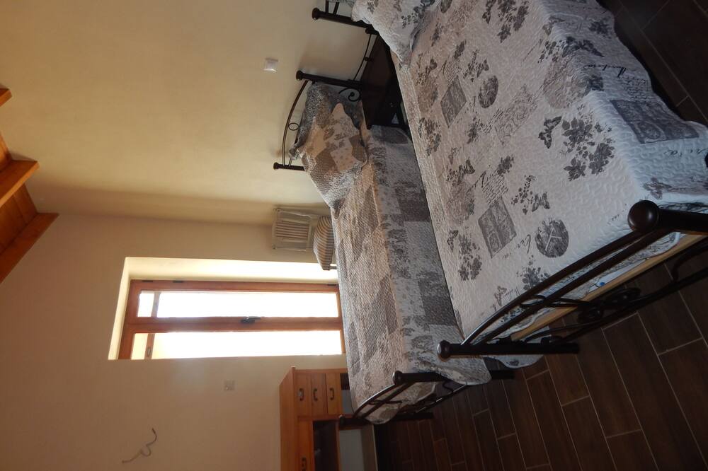 Photo of Bedroom in Antipata