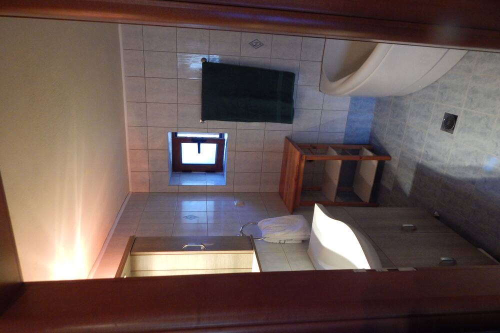Photo of Bathroom in Antipata