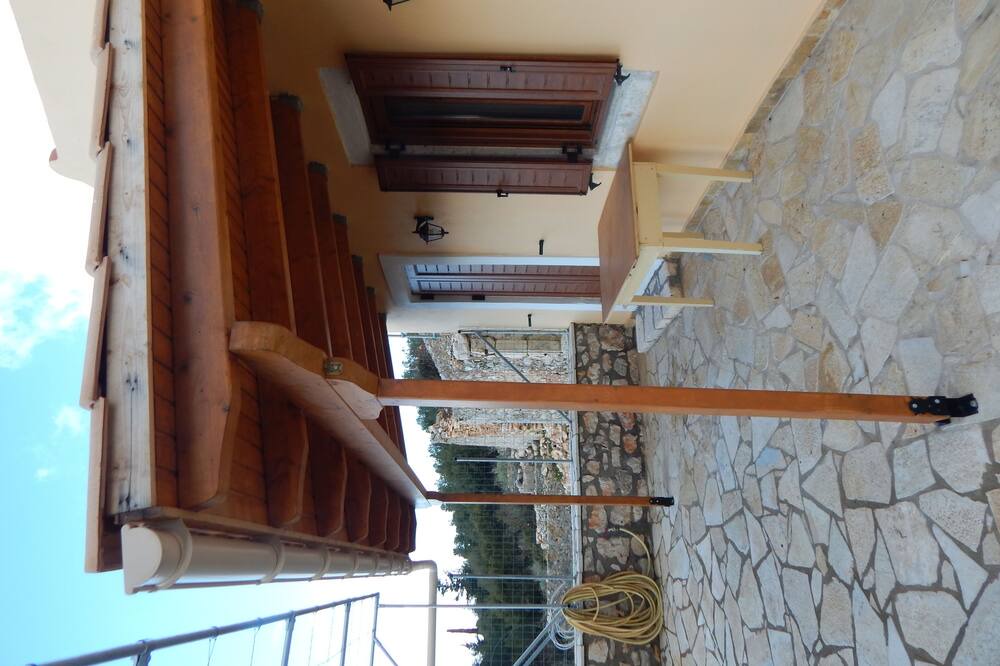 Photo of Patio Balcony in Antipata