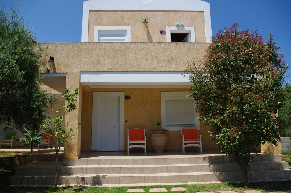 Photo of Outdoor in Daratsos