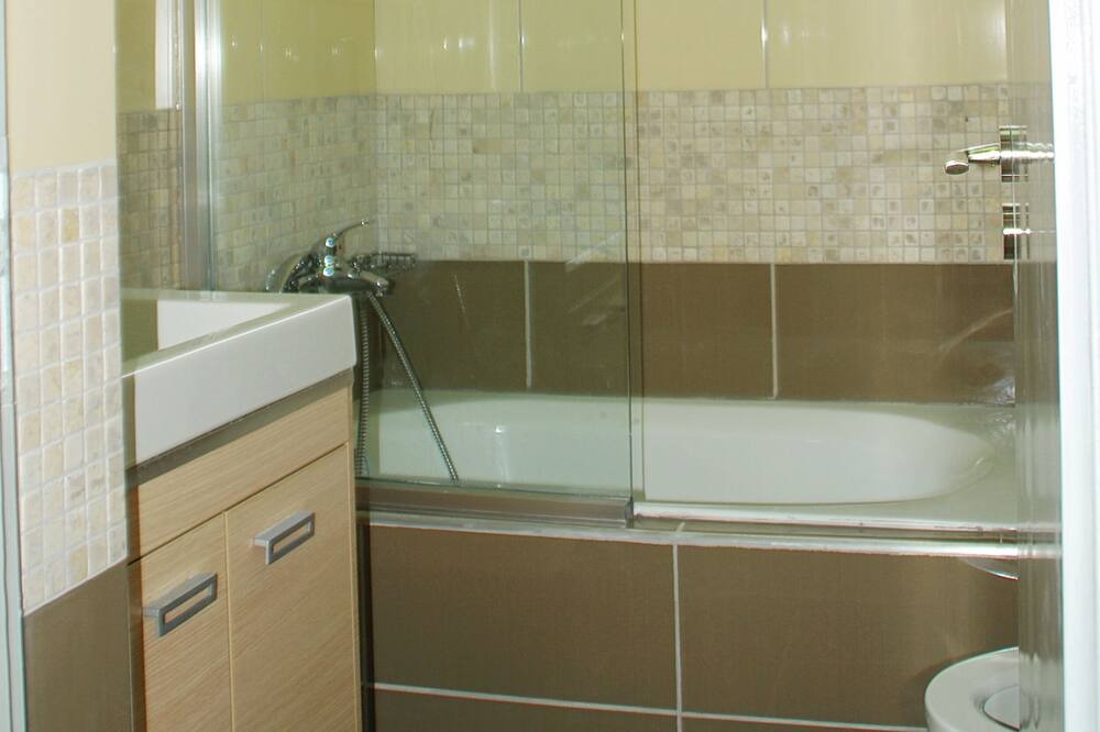 Photo of Bathroom in Daratsos