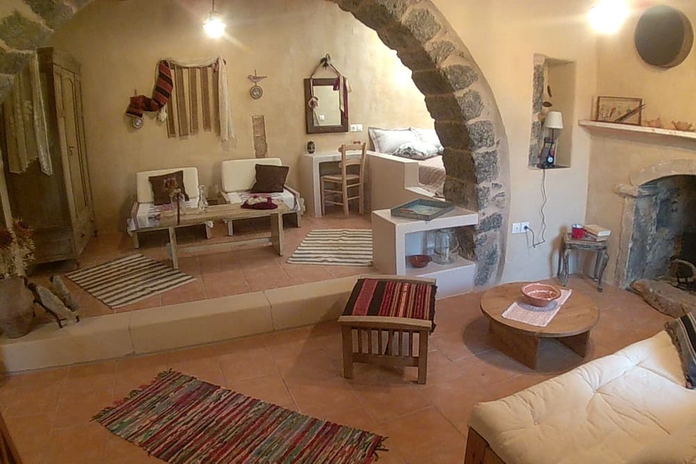 Photo of Livingroom in Sitanos