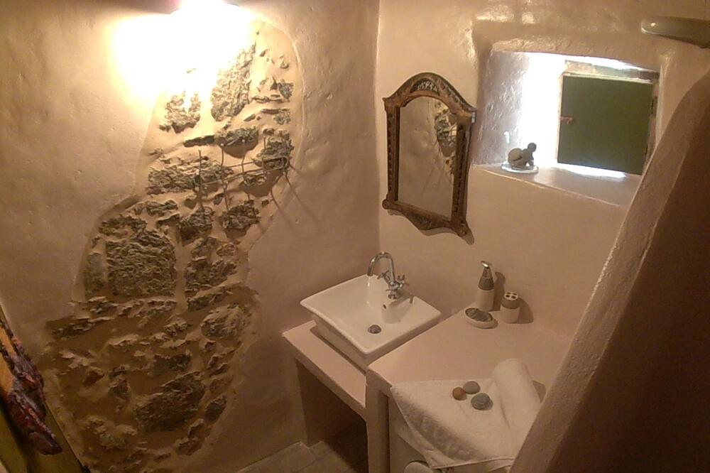 Photo of Bathroom in Sitanos