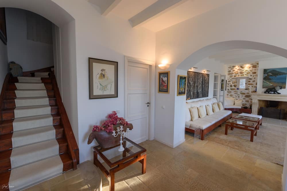 Photo of Livingroom in Vlikhos