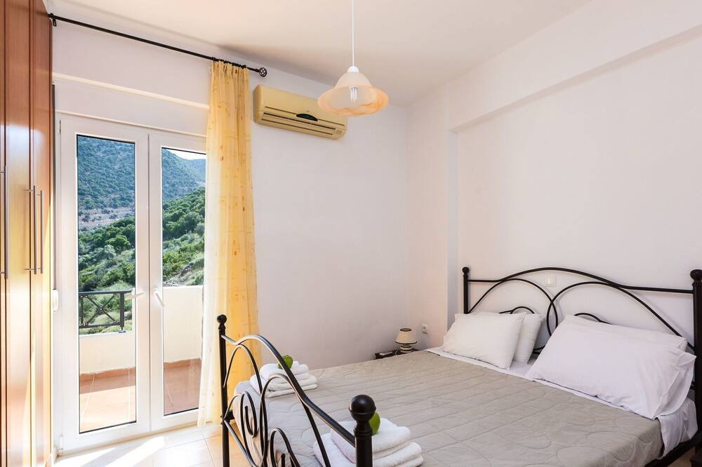 Photo of Bedroom in Vlichada