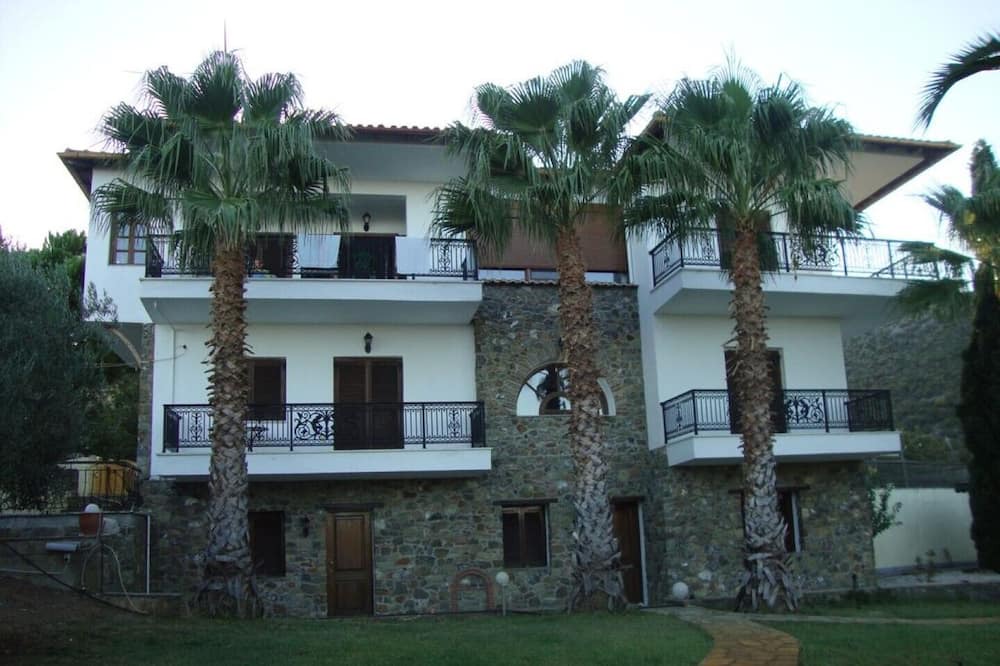 Photo of Outdoor in Pirgadikia