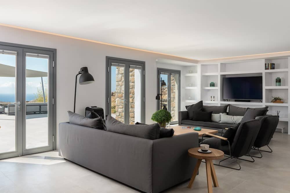 Photo of Livingroom in Plintri