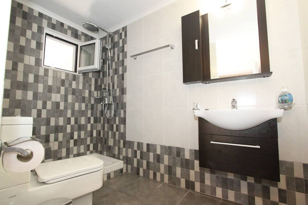 Photo of Bathroom in Gaios