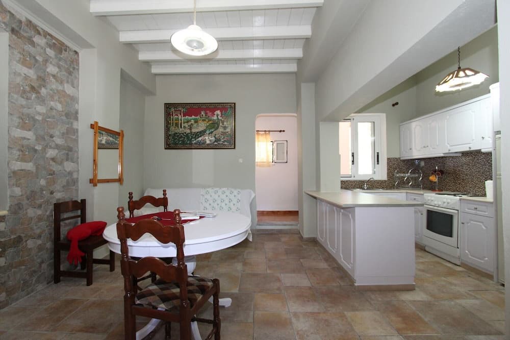 Photo of Bedroom in Gaios