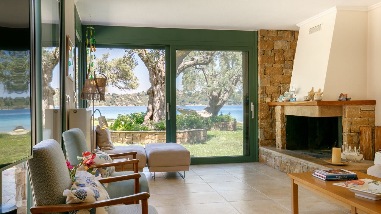 Photo of Livingroom in Sithonia