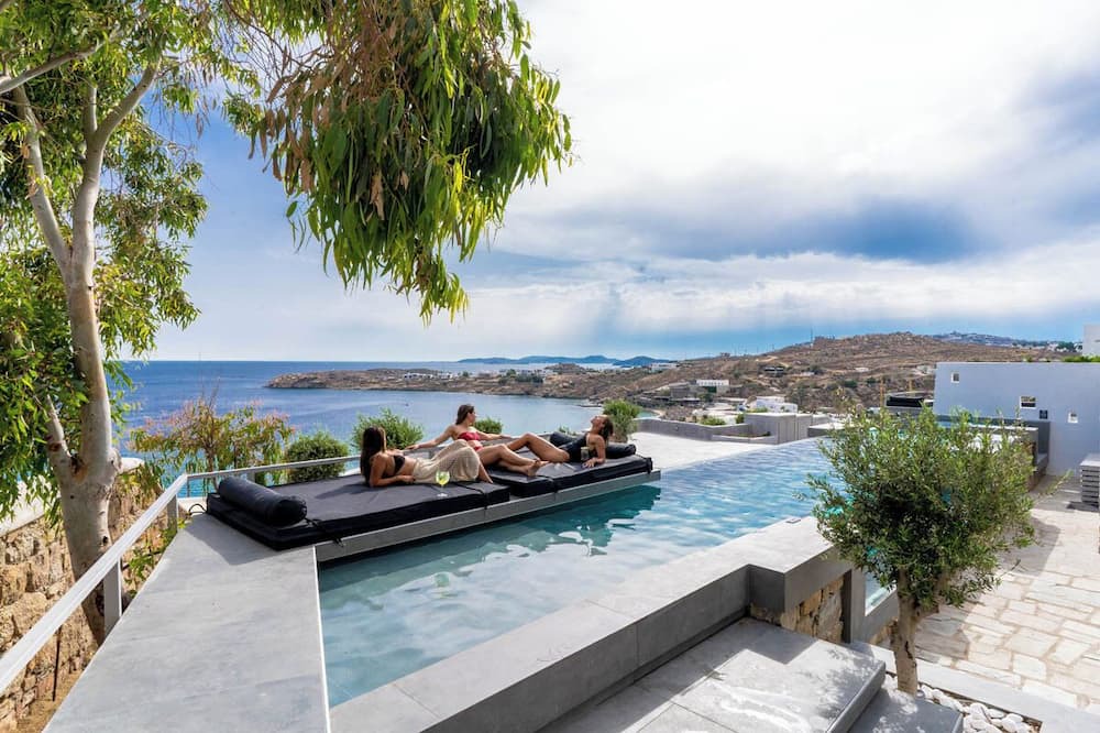 Photo of Outdoor in Paradise