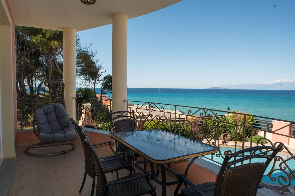 Photo of Patio Balcony in Agios Stefanos Avliotes
