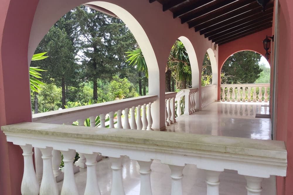Photo of Patio Balcony in Gazatika