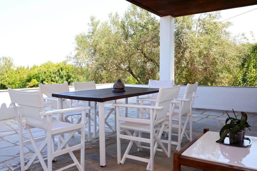 Photo of Patio Balcony in Polichrono