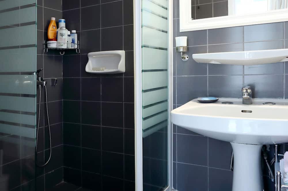 Photo of Bathroom in Polichrono