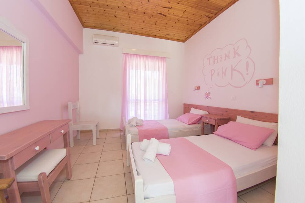 Photo of Bedroom in Kavos