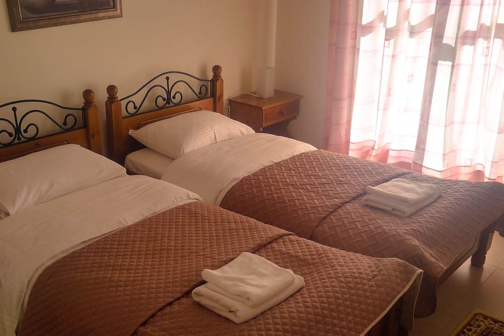 Photo of Bedroom in Sarakiniko