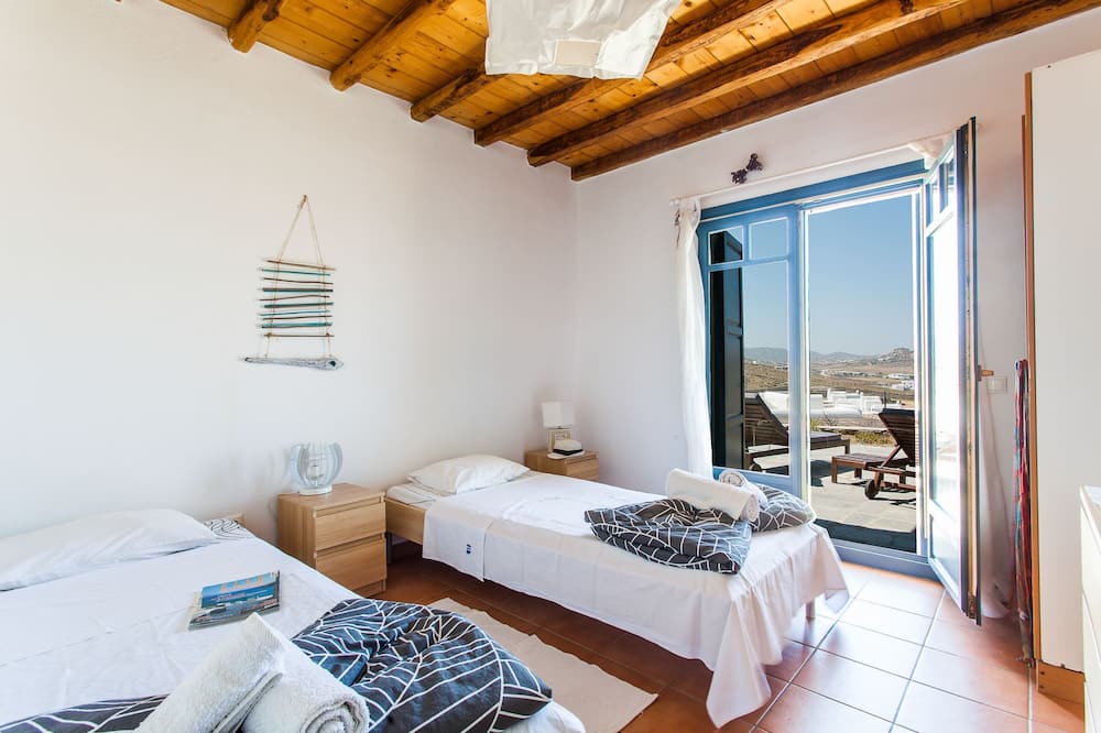 Photo of Bedroom in Kalafatis