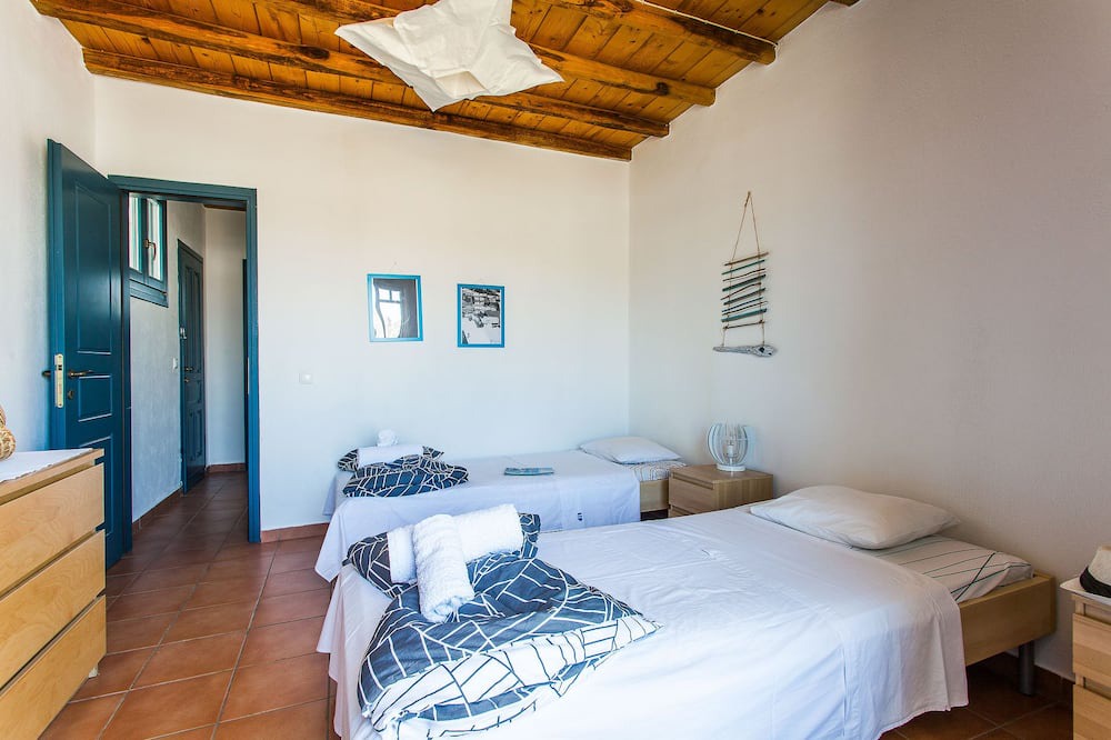 Photo of Bedroom in Kalafatis