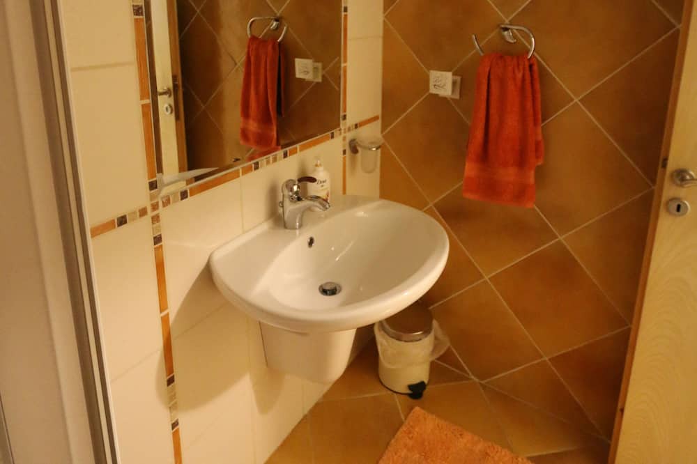 Photo of Kitchen in Livadi