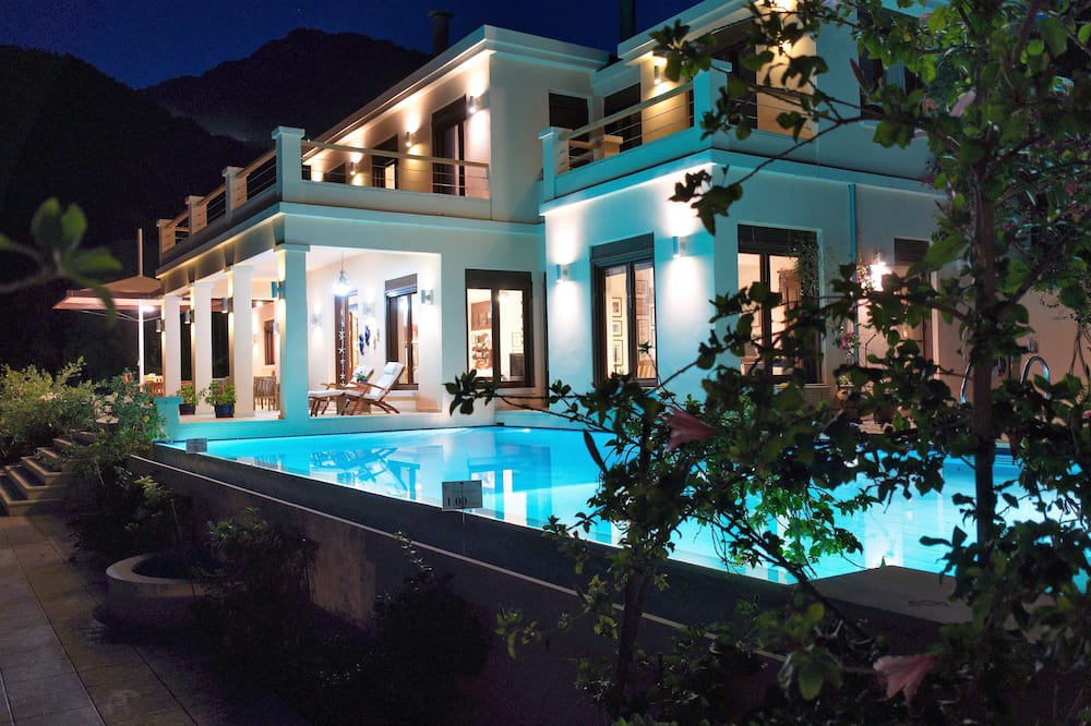 Photo of Outdoor in Dryopi