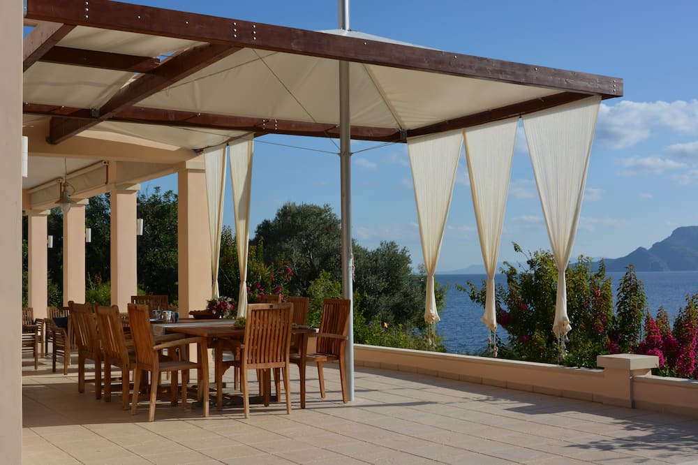 Photo of Outdoor in Dryopi