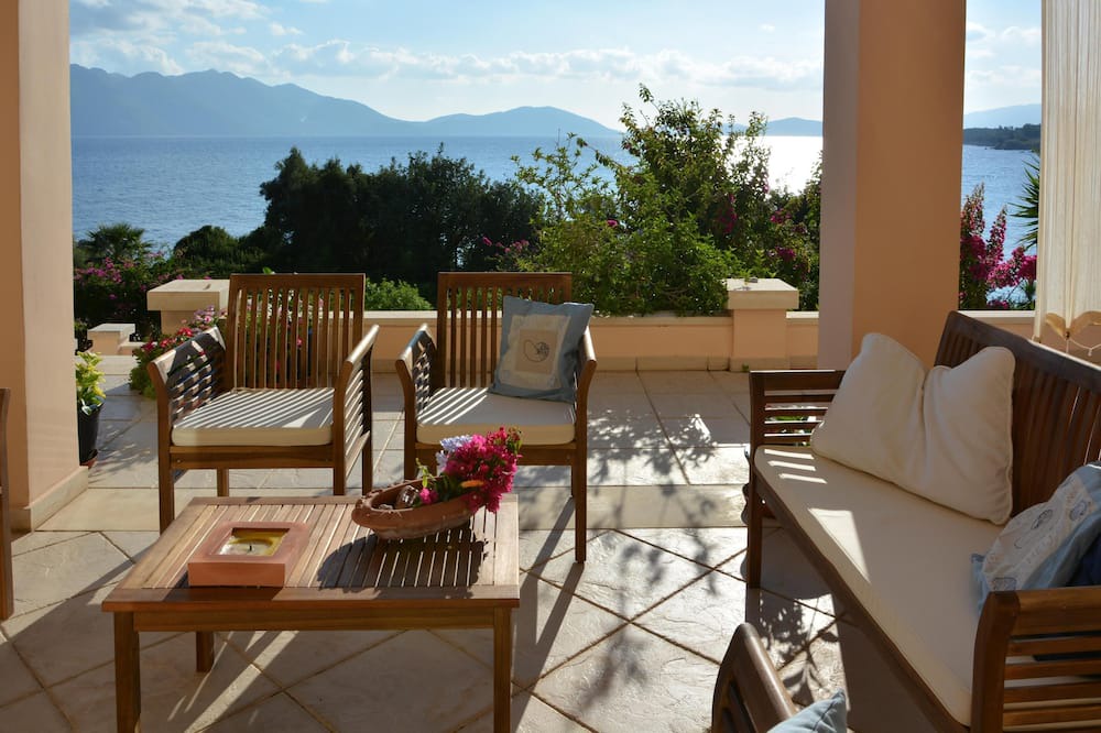 Photo of Outdoor in Dryopi
