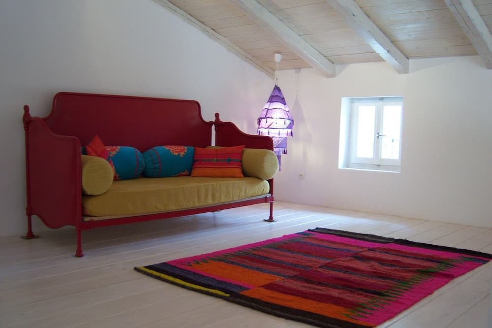 Photo of Livingroom in Koutsi