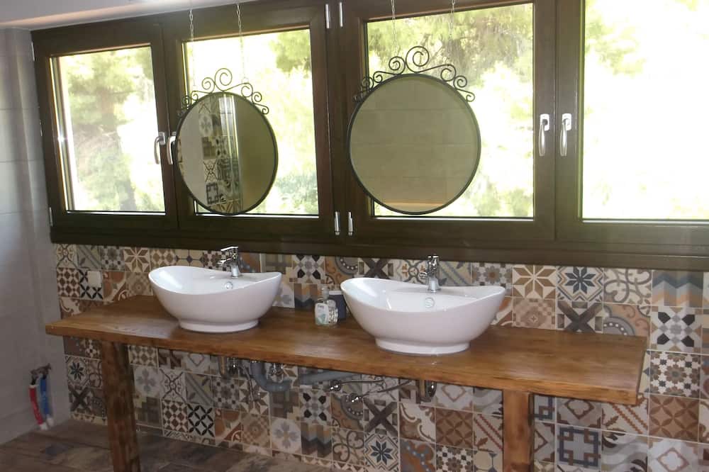 Photo of Bathroom in Komnina
