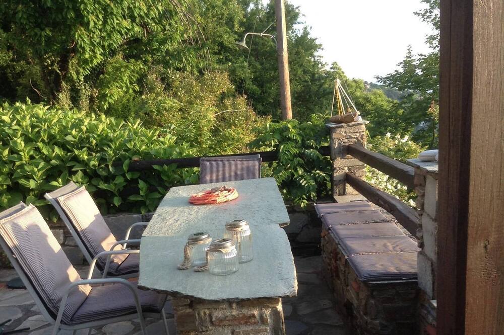 Photo of Patio Balcony in Mouresi