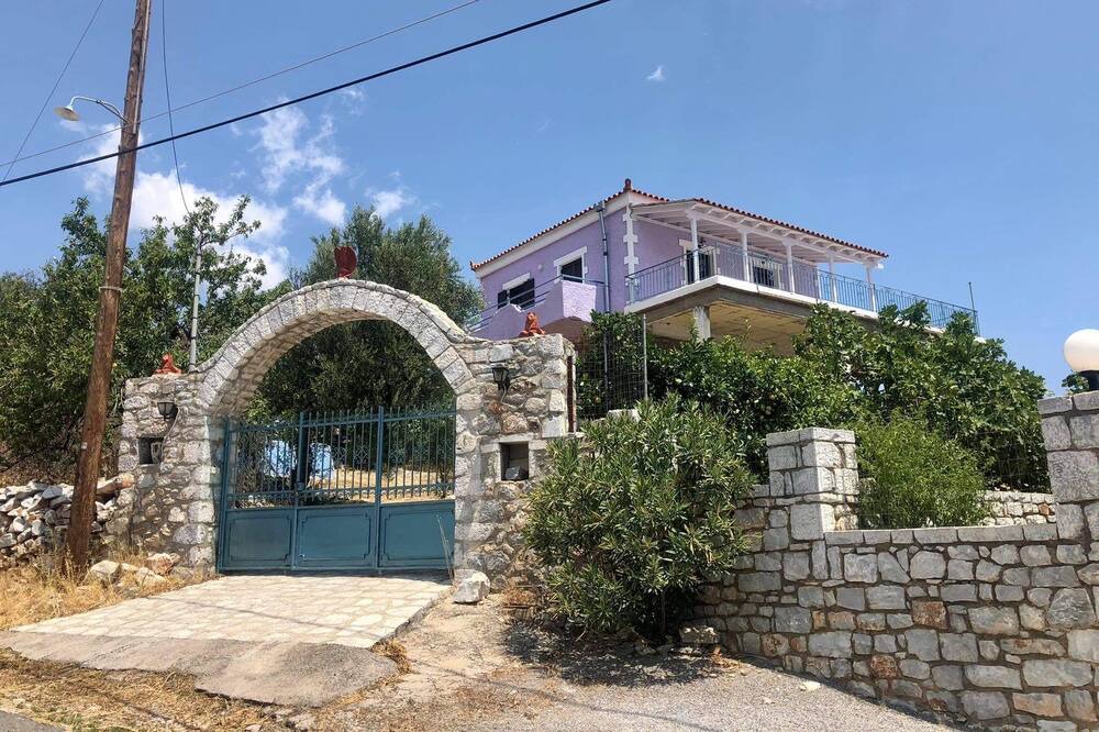 Photo of Outdoor in East Mani