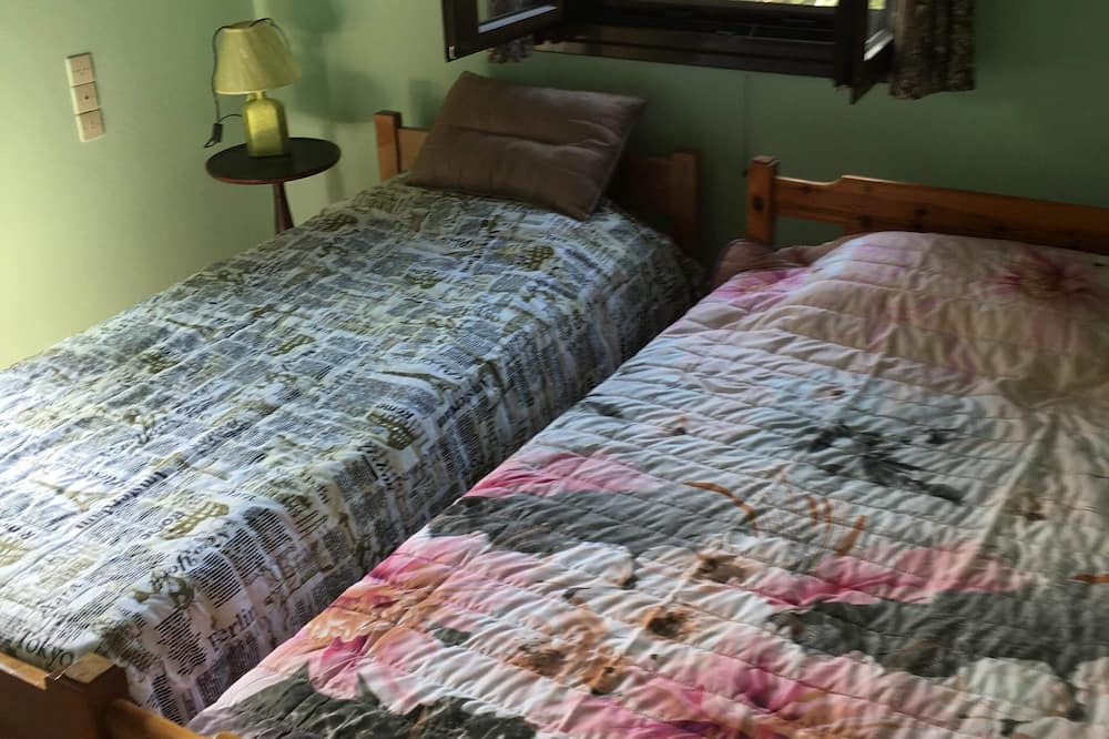 Photo of Bedroom in East Mani