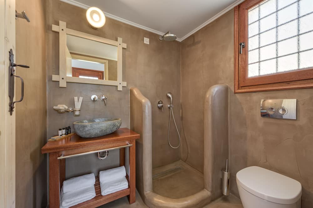 Photo of Bathroom in Pedi