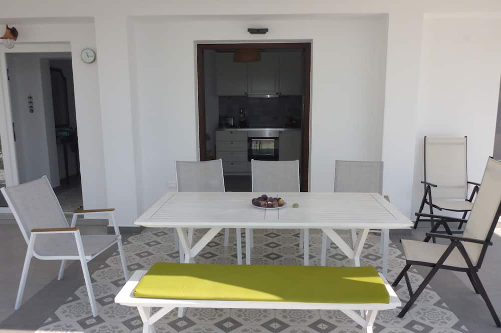 Photo of Patio Balcony in Mola Kalyva