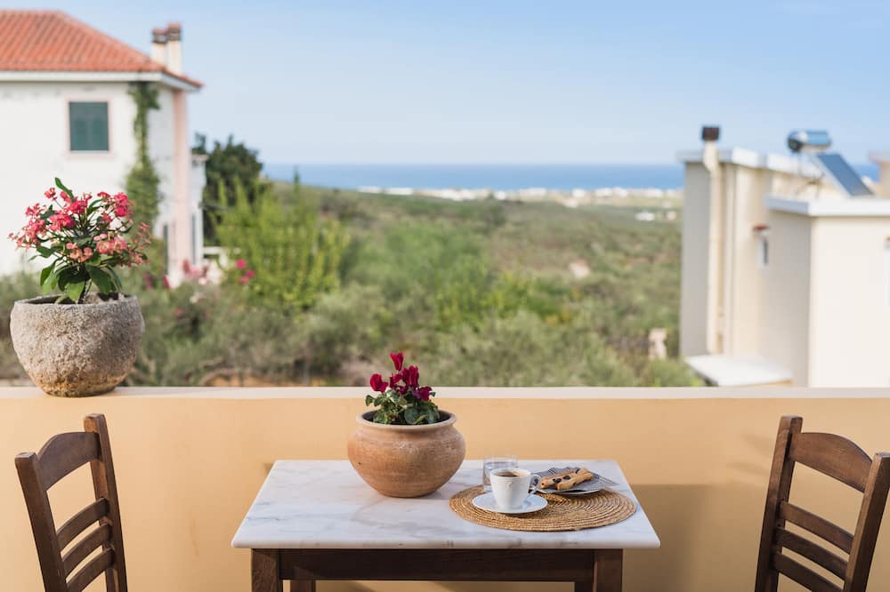 Photo of Patio Balcony in Spilia