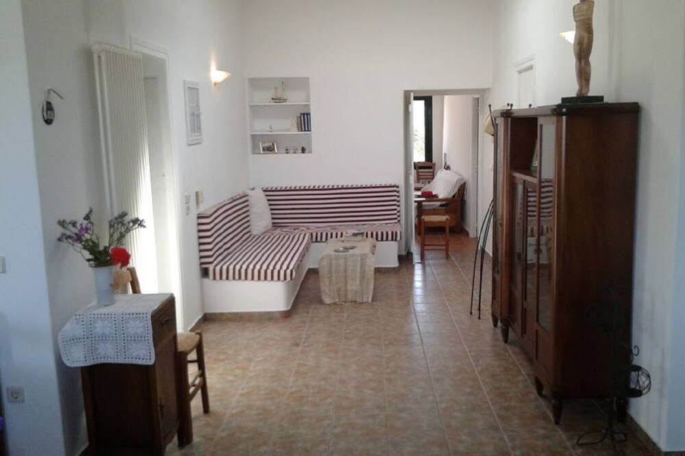 Photo of Livingroom in Kea