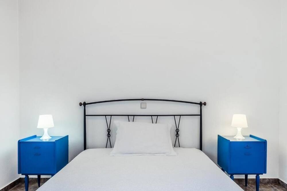 Photo of Bedroom in Kea
