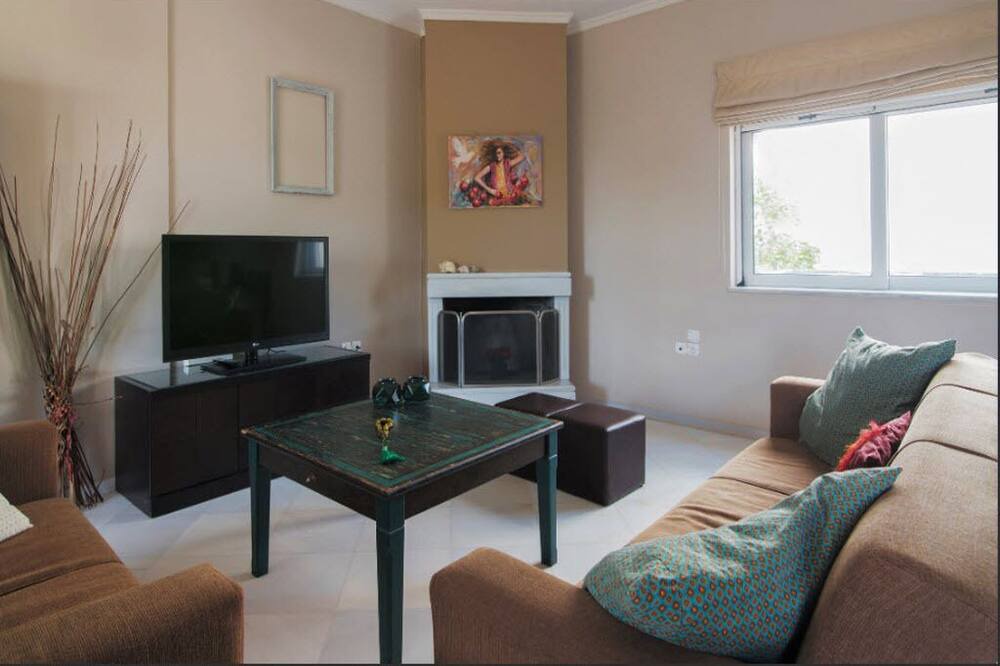 Photo of Livingroom in Paralias