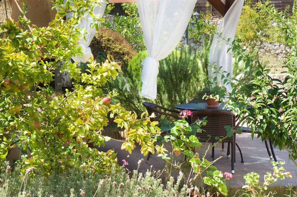 Photo of Outdoor in Logarata