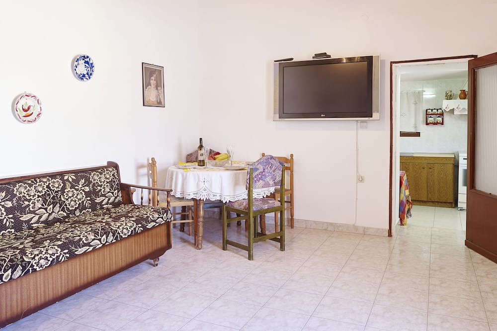 Photo of Livingroom in Archangelos