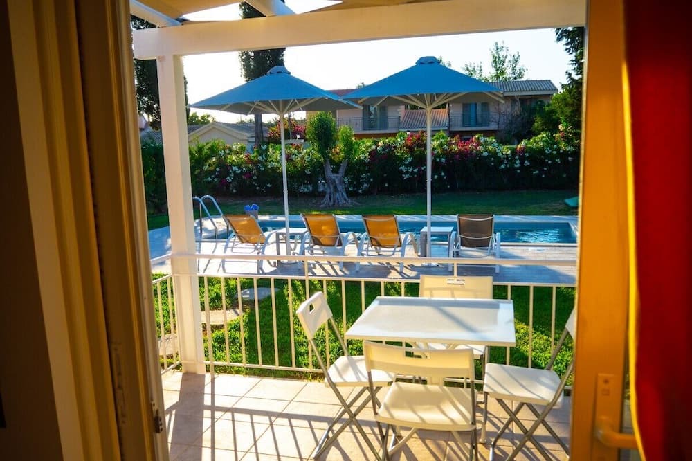 Photo of Patio Balcony in Ntomata