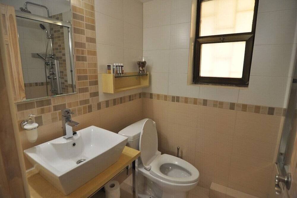 Photo of Bathroom in Pangrati