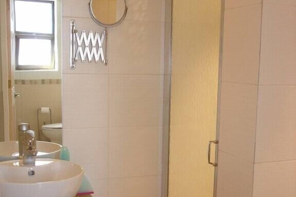Photo of Bathroom in Pangrati