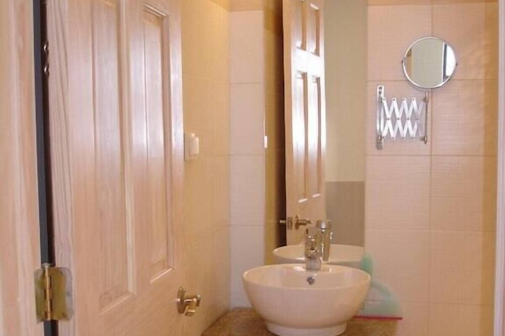 Photo of Bathroom in Pangrati