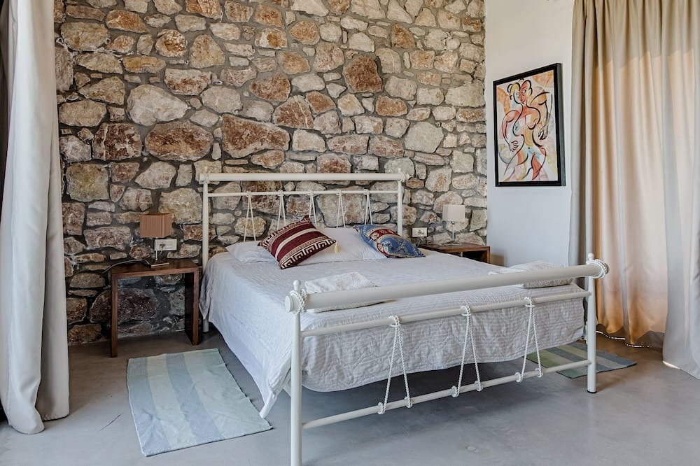 Photo of Bedroom in Kamiros