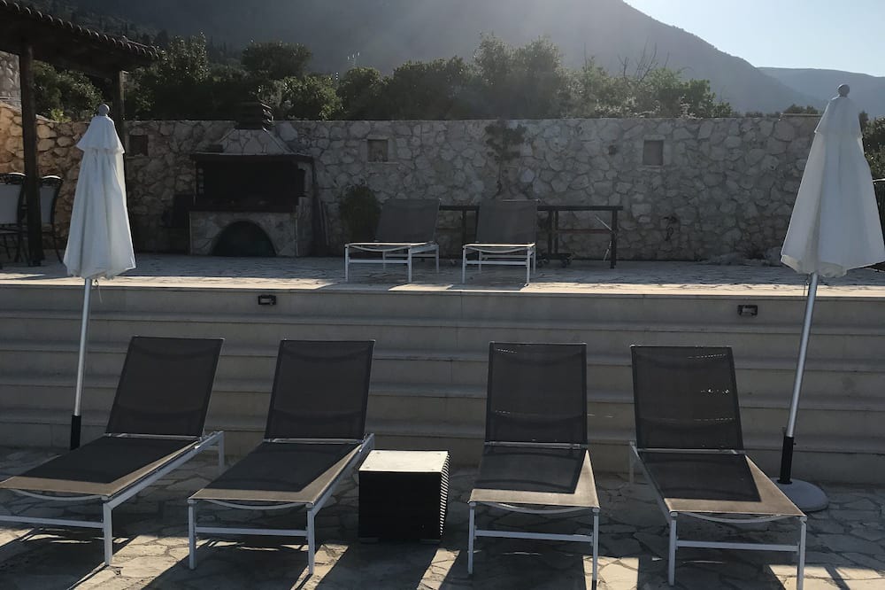 Photo of Patio Balcony in Kateleios