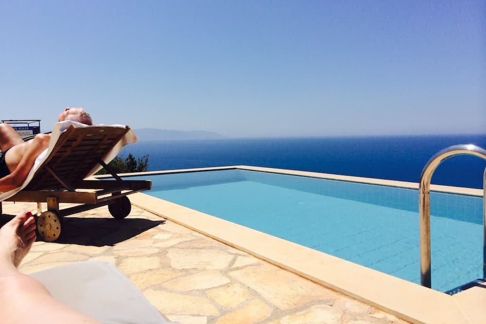 Photo of Outdoor in Kateleios